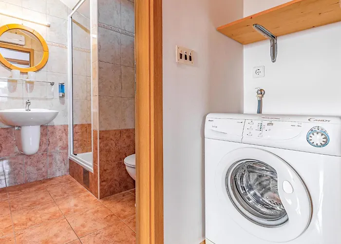 1 Bedroom In 아파트 *